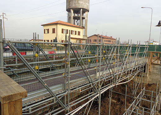 la passerella provvisoria